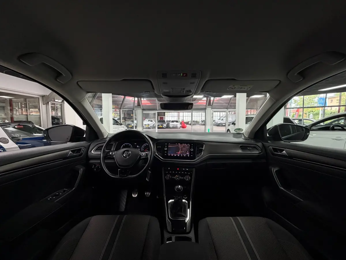1.0 TSI | ACC | PDC | Camera | Elektr.koffer