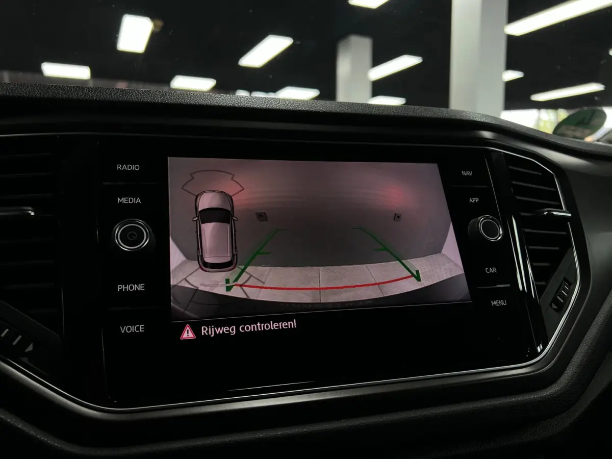1.0 TSI | ACC | PDC | Camera | Elektr.koffer