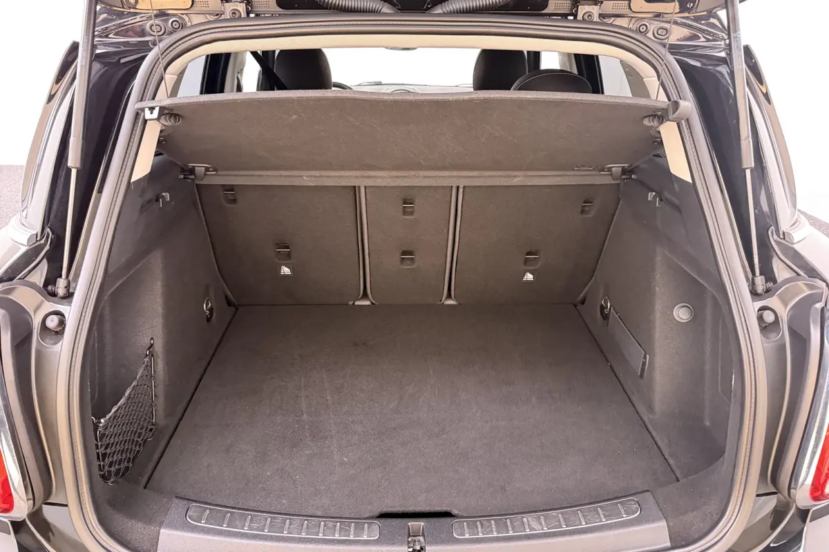 1.5 Aut. One Business Climate Keyless Entry Park.sens LED