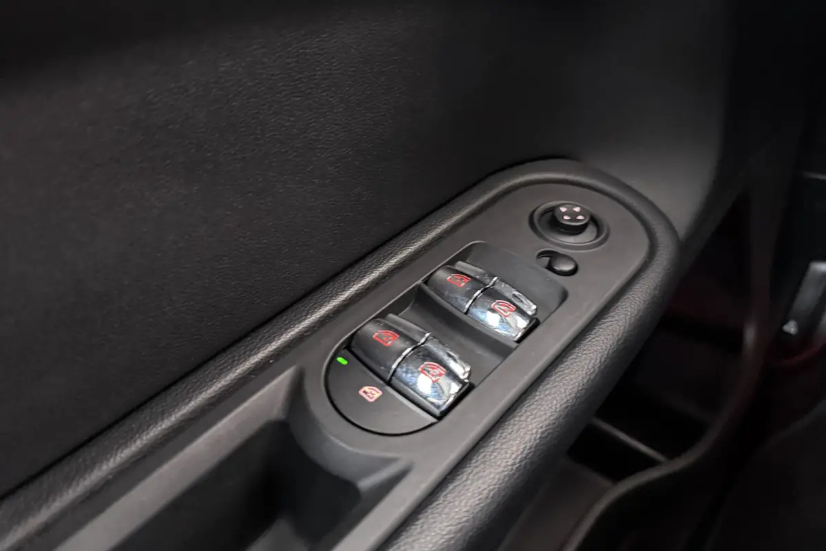 1.5 Aut. One Business Climate Keyless Entry Park.sens LED