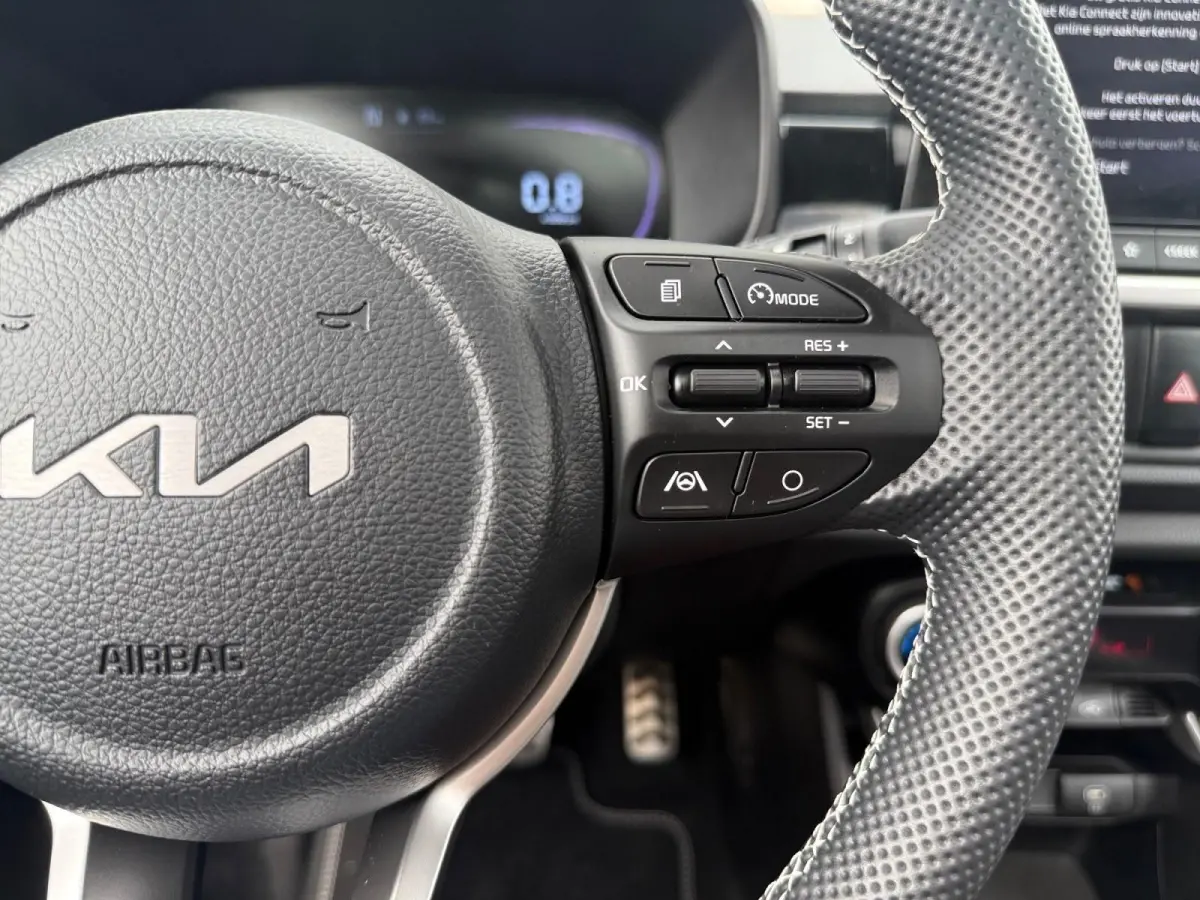 1.0 DPI GT-Line | AUTOMAAT | Climate Control | Cruise Control | Camera | Navigatie | Stoelverwarming | Stuurverwarming | Bluetooth | Apple Carplay/Android Auto |