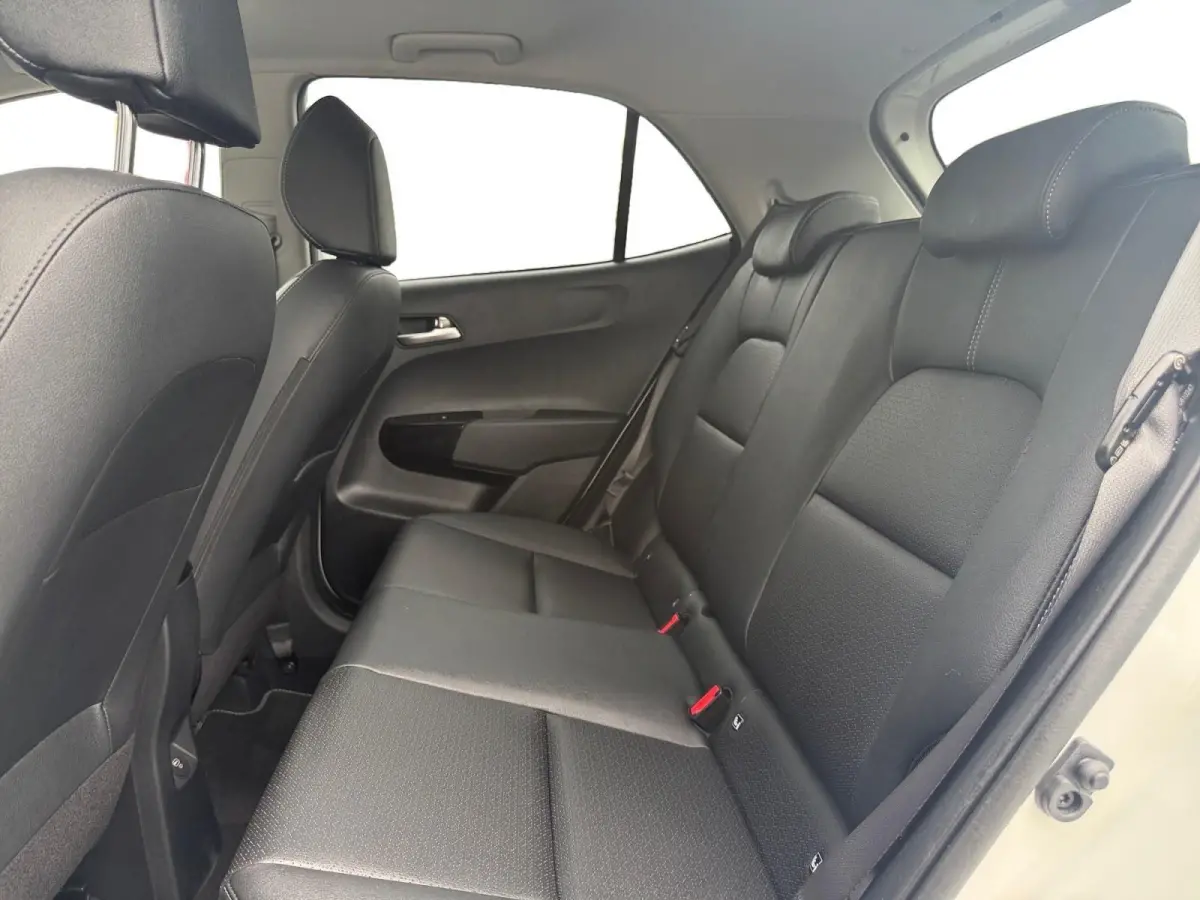1.0 DPI GT-Line | AUTOMAAT | Climate Control | Cruise Control | Camera | Navigatie | Stoelverwarming | Stuurverwarming | Bluetooth | Apple Carplay/Android Auto |
