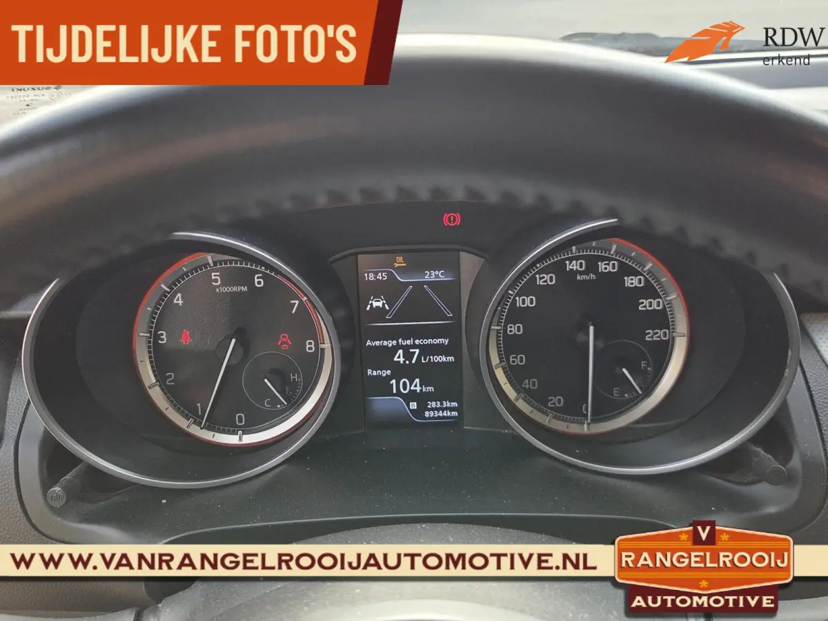 1.2 Select Smart Hybrid, airco, ACC, LED kopl., camera
