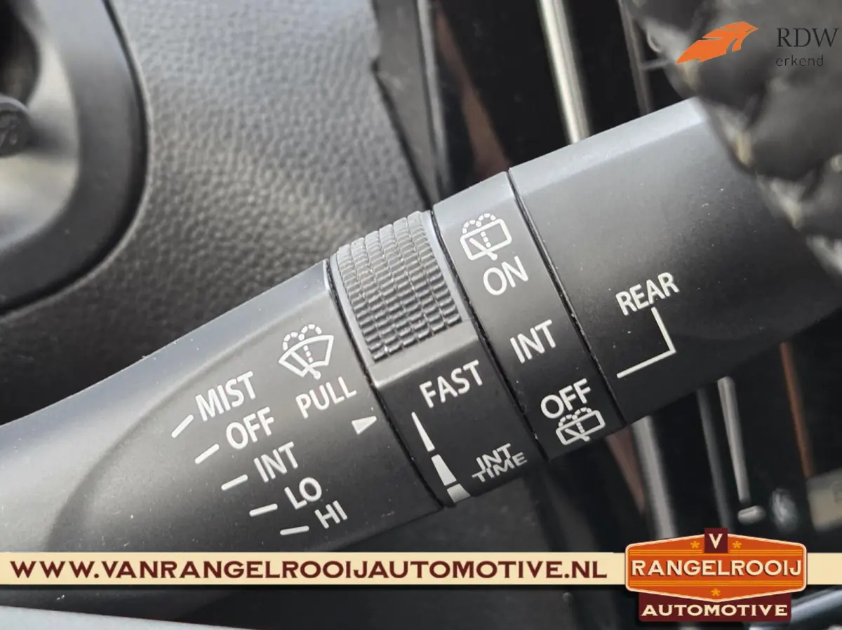 1.2 Select Smart Hybrid, airco, ACC, LED kopl., camera