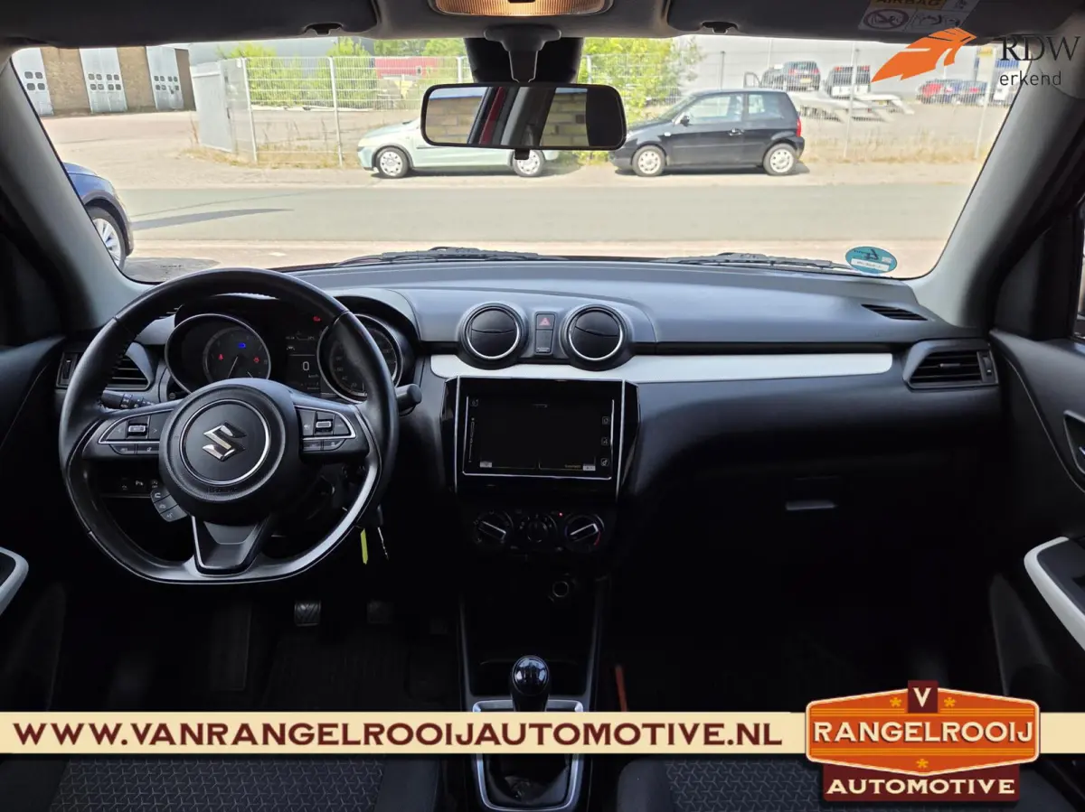 1.2 Select Smart Hybrid, airco, ACC, LED kopl., camera