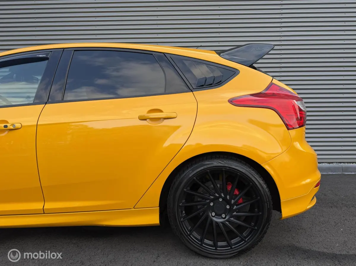 2.0 EcoBoost ST-3 300PK | Mountune | Maxton | Sony | Blind spot | Recaro | Winterpack | Camera | Stoelverwarming | Bomvol!