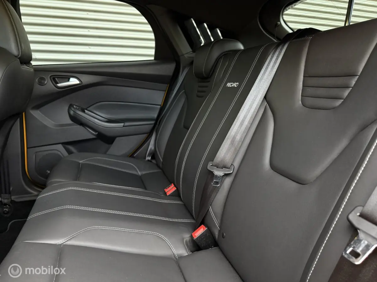 2.0 EcoBoost ST-3 300PK | Mountune | Maxton | Sony | Blind spot | Recaro | Winterpack | Camera | Stoelverwarming | Bomvol!