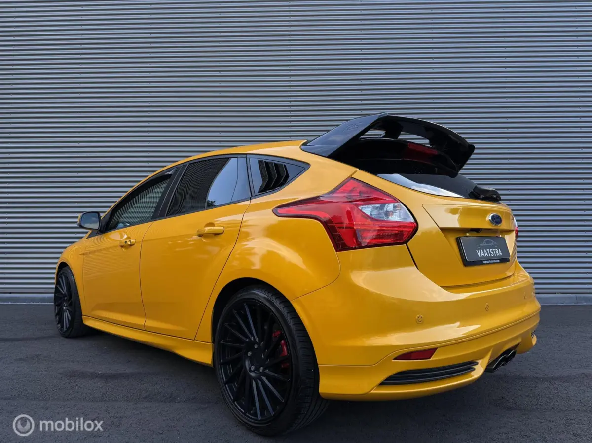2.0 EcoBoost ST-3 300PK | Mountune | Maxton | Sony | Blind spot | Recaro | Winterpack | Camera | Stoelverwarming | Bomvol!