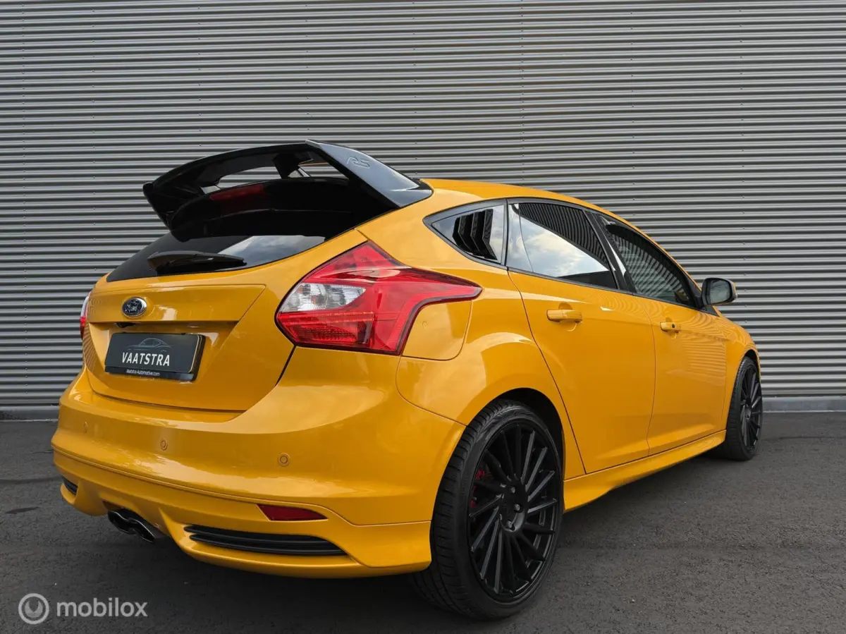 2.0 EcoBoost ST-3 300PK | Mountune | Maxton | Sony | Blind spot | Recaro | Winterpack | Camera | Stoelverwarming | Bomvol!