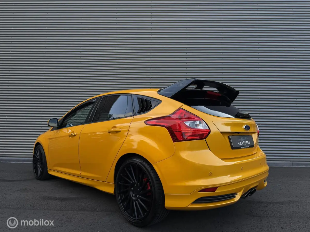 2.0 EcoBoost ST-3 300PK | Mountune | Maxton | Sony | Blind spot | Recaro | Winterpack | Camera | Stoelverwarming | Bomvol!