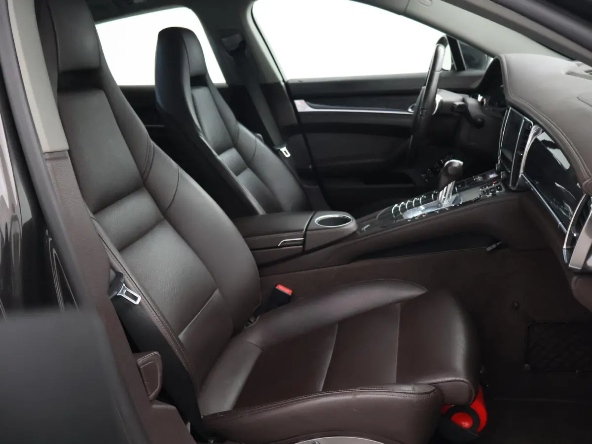 4.8 4S 400 PK AUT. *NIEUWE PDK* 4WD + CARPLAY | SPORT CHRONO PLUS | CAMERA | STOELVERW. V+A | ORIG. NL
