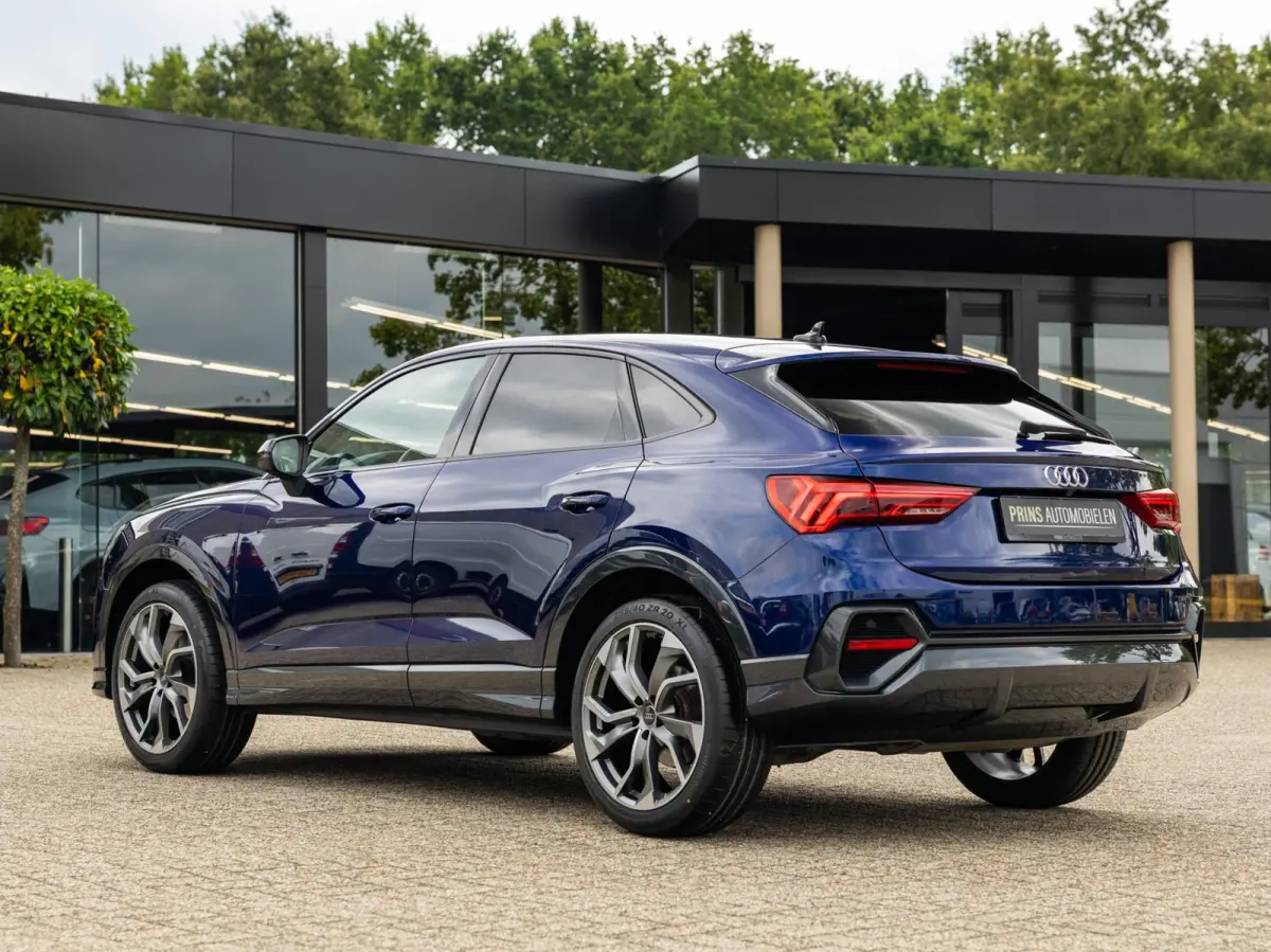 35 TFSI Design Selection|Keyless|20inch|1e eig