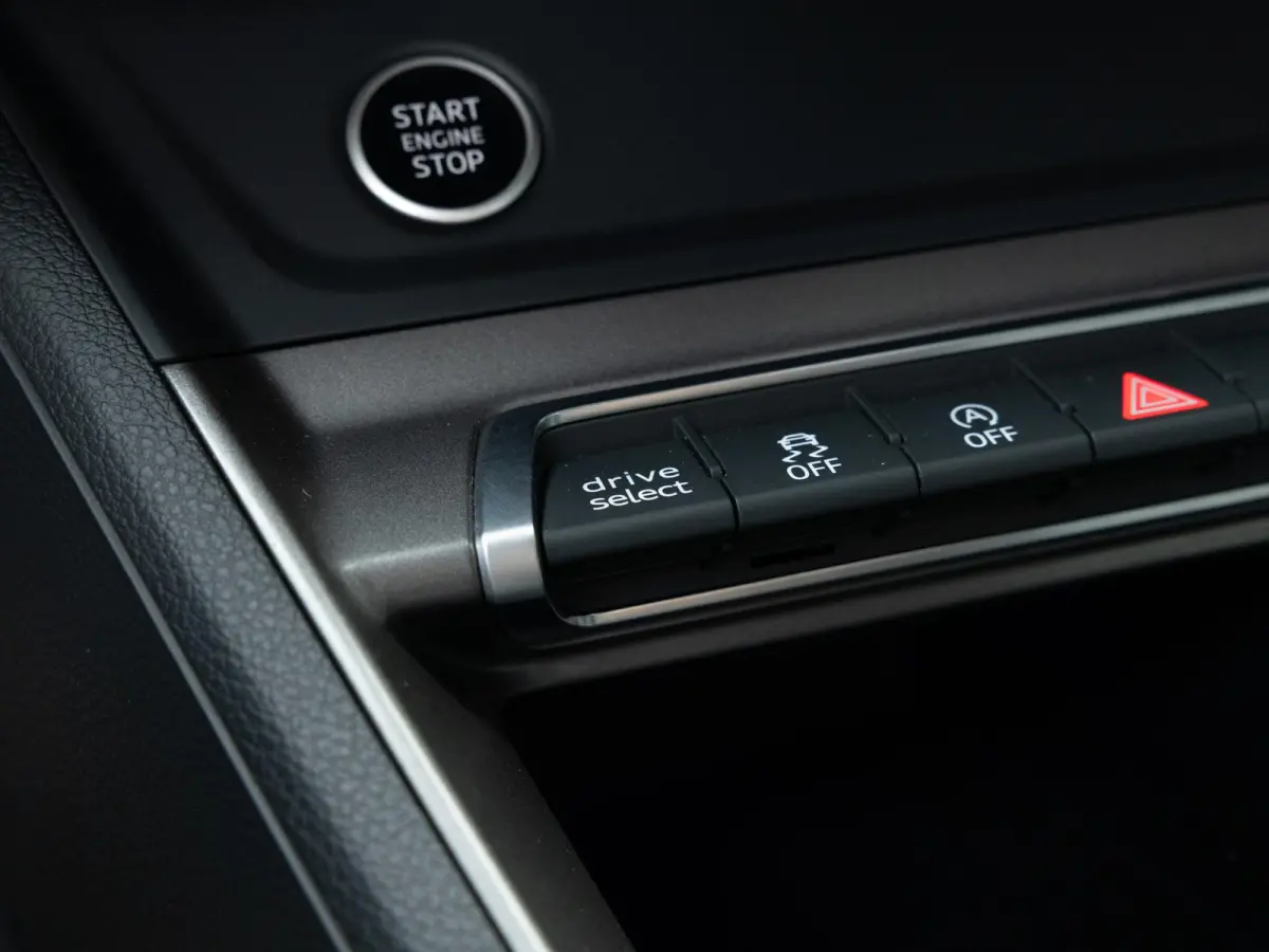 35 TFSI Design Selection|Keyless|20inch|1e eig
