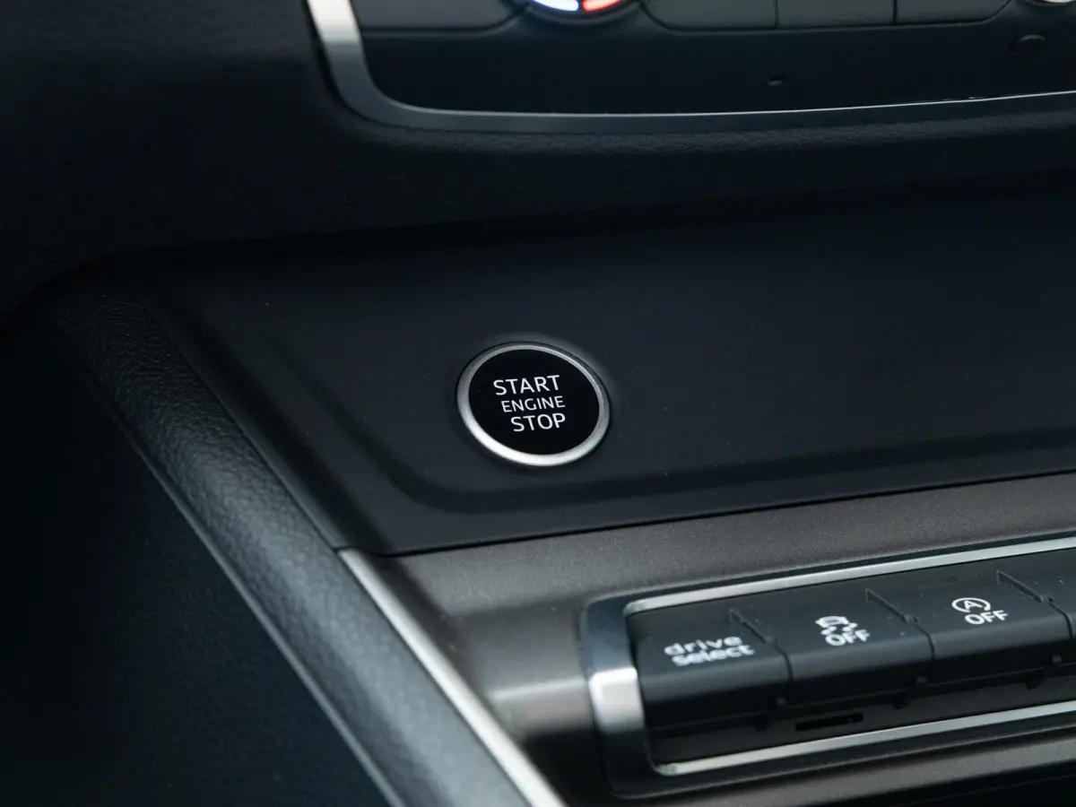 35 TFSI Design Selection|Keyless|20inch|1e eig