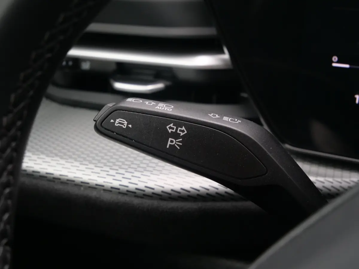 2.0 TFSI 299Pk e-hybrid quattro S edition Apple Carplay / Pano-dak / Adaptive Cruise / 360 Camera