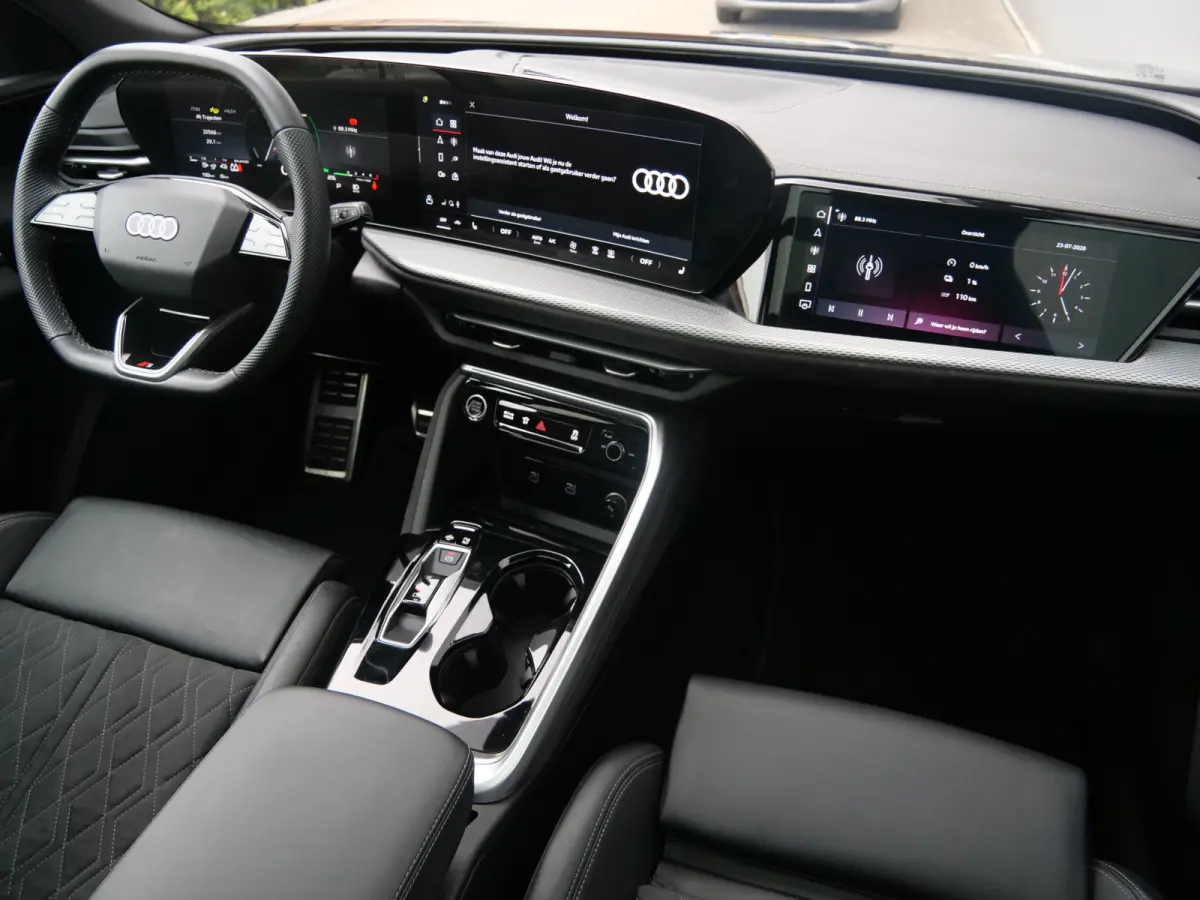 2.0 TFSI 299Pk e-hybrid quattro S edition Apple Carplay / Pano-dak / Adaptive Cruise / 360 Camera