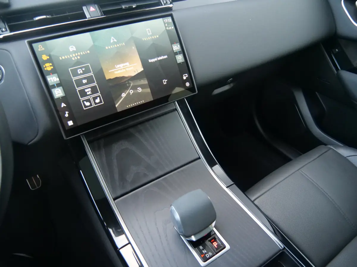 2.0 P400e AWD Dynamic HSE PHEV 404Pk Apple Carplay / Pano-dak / Winterpakket / Adaptive Cruise