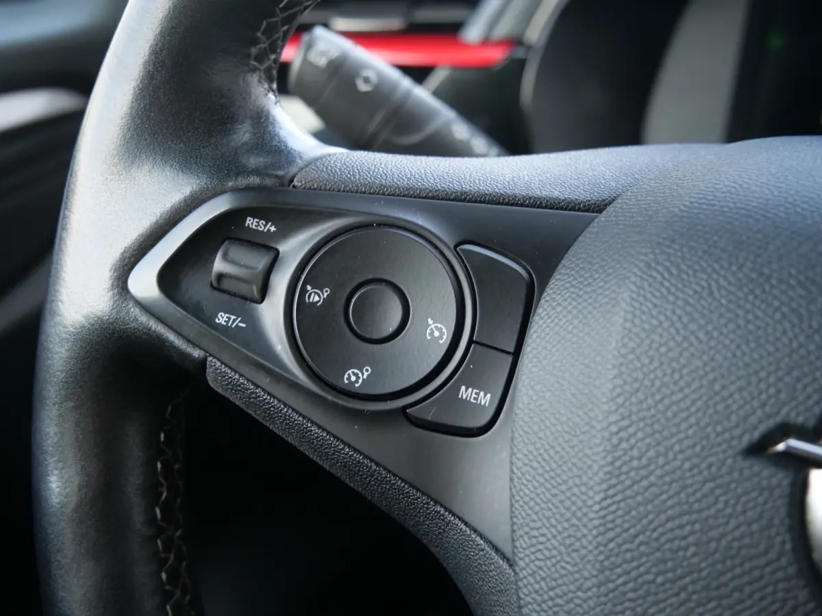 1.2 GS Line 101Pk Apple Carplay / Camera / Parkeersensoren / Cruise Control