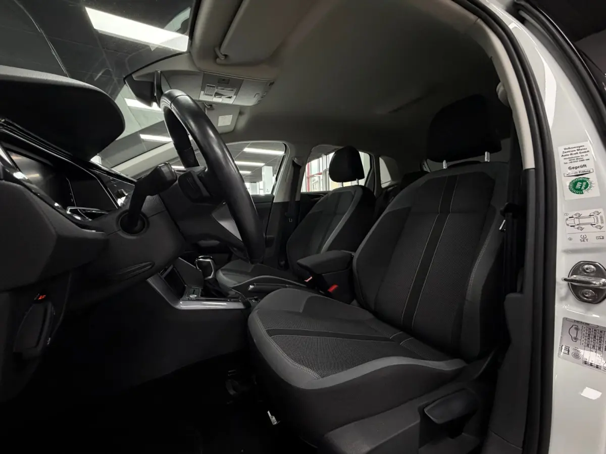 1.0 TSI | IQ-light | Clima | Carplay| Camera