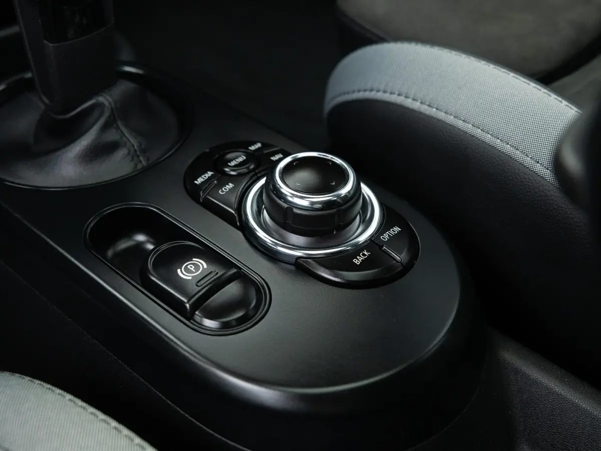 2.0 Cooper S J.C.W. Pack|Pano|Keyless|1e eig