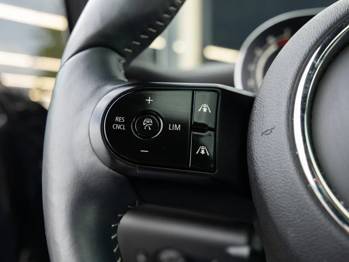 2.0 Cooper S J.C.W. Pack|Pano|Keyless|1e eig