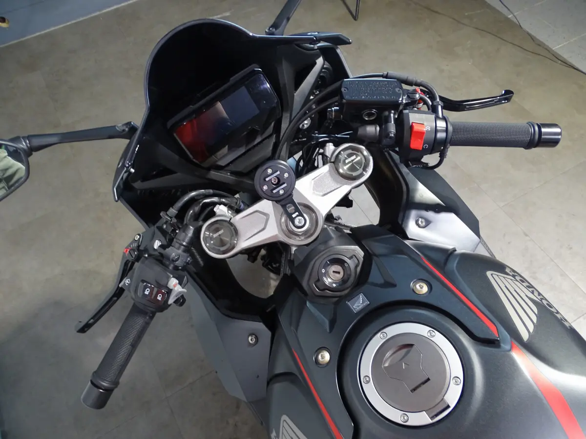 CBR 650 R