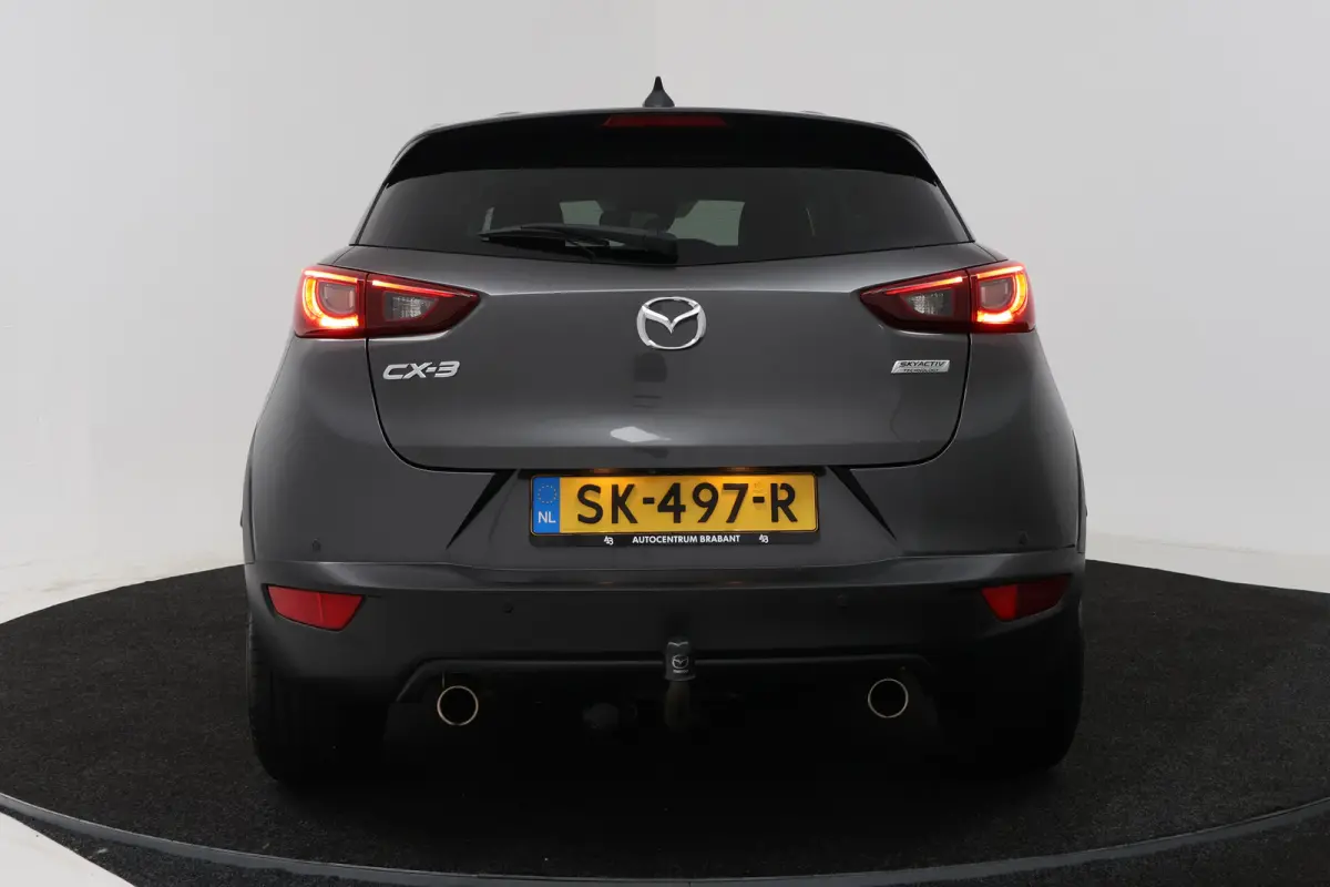 2.0 SkyActiv-G 120 GT-M (TREKHAAK, CAMERA, STOEL/STUURVERWARMING, NAVIGATIE, SENSOREN, TREKHAAK, CRUISE ADAPTIEF)