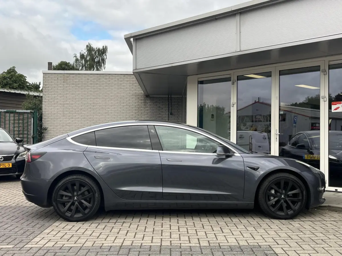 Long Range AWD 75 kWh 358PK AUTOPILOT+PANO