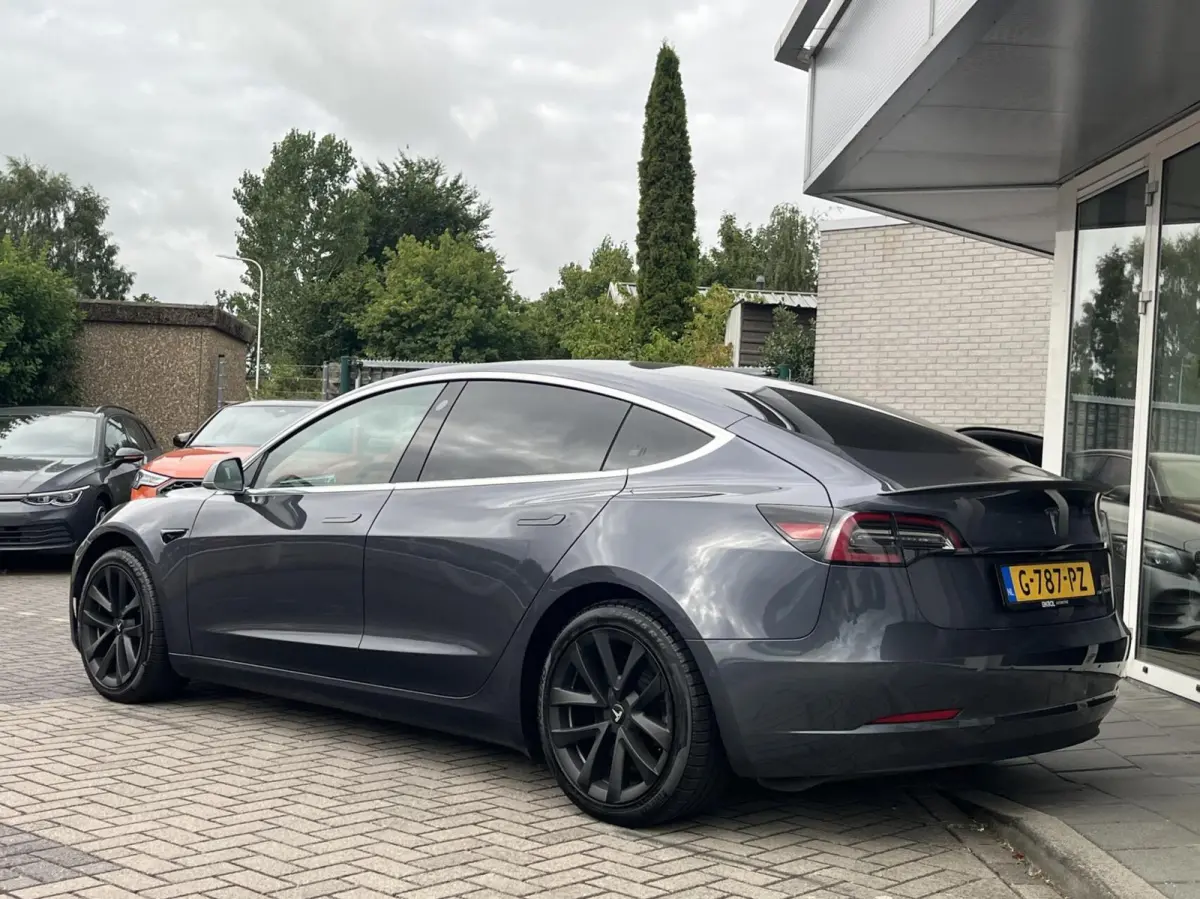 Long Range AWD 75 kWh 358PK AUTOPILOT+PANO