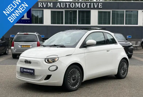 Icon 42 kWh 34.000 KM! | UNIEKE KM-STAND | SOH 92% | PANORAMADAK | STOELVERWARMING |  PARKEERSENSOREN VOOR + ACHTER  + CAMERA | DODEHOEK | ADAPTIVE CRUISE CONTROL | FIAT DEALER ONDERHOUDEN |