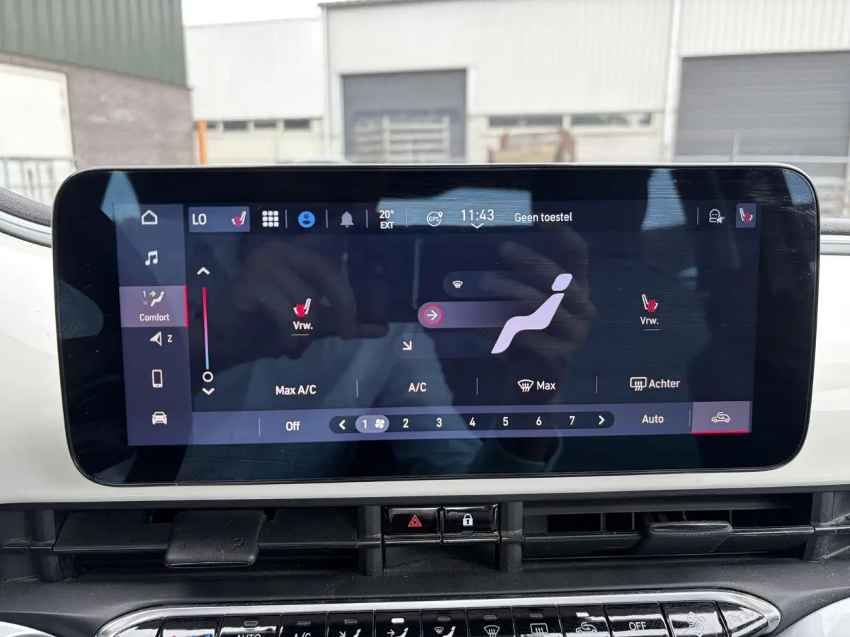Icon 42 kWh 34.000 KM! | UNIEKE KM-STAND | SOH 92% | PANORAMADAK | STOELVERWARMING |  PARKEERSENSOREN VOOR + ACHTER  + CAMERA | DODEHOEK | ADAPTIVE CRUISE CONTROL | FIAT DEALER ONDERHOUDEN |