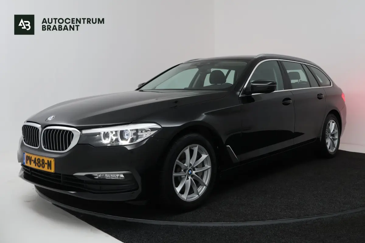 530i Executive (ELEKTR STOELEN, NAVIGATIE, CRUISE CONTROL, DEALER ONDERHOUDEN)