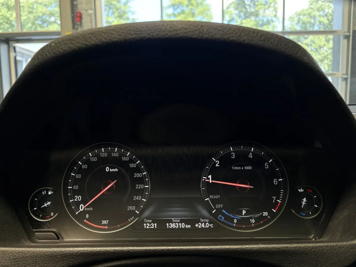 318i Edition M Sport Shadow Executive Cruise, Navi, Schuifdak
