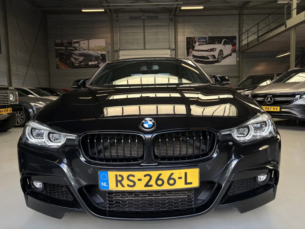 318i Edition M Sport Shadow Executive Cruise, Navi, Schuifdak