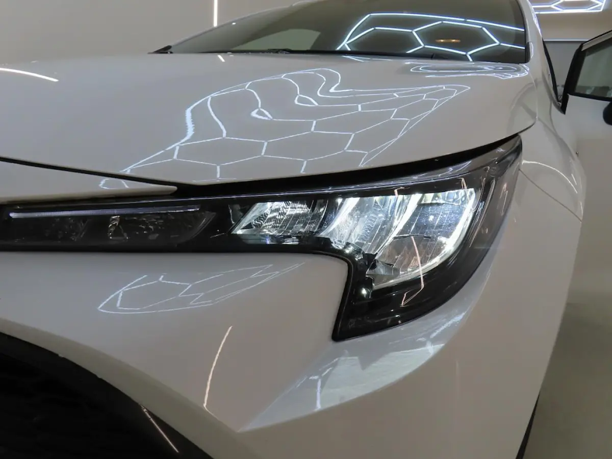 2.0 Hybrid Dynamic+Led+Leder+stoel-verw+Vitrual+Navigatie+Camera+17"Lmv = ORIG/NL-TOP DEALER ONDH