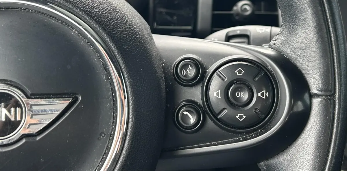 1.5 Cooper Business 136PK | PANO | NAP | Airco | Cruise Control | Lichtmetalen Velgen | Armsteun |