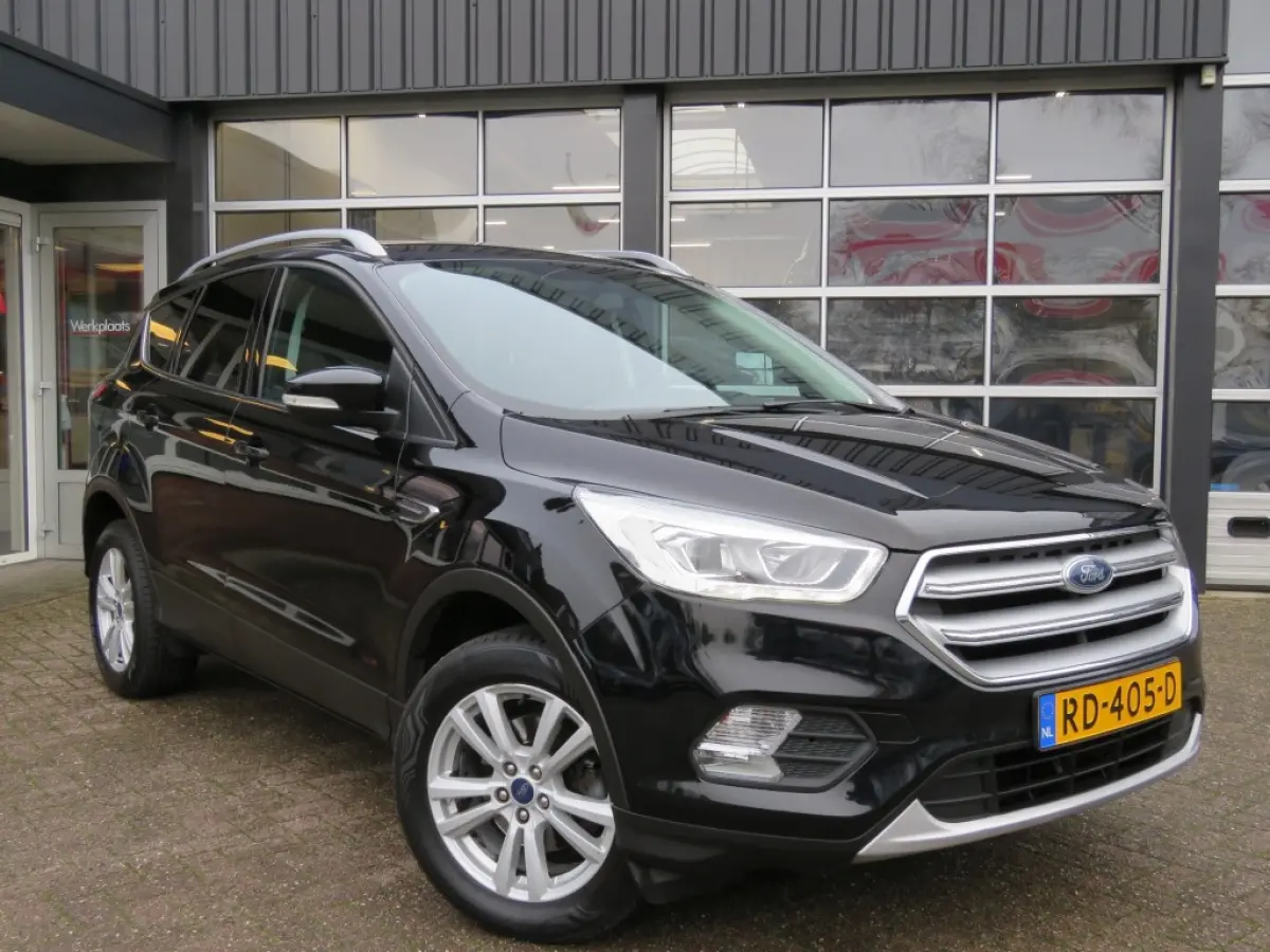1.5 EcoBoost Trend Ultimate / Navi / Trekhaak / BOVAG garantie