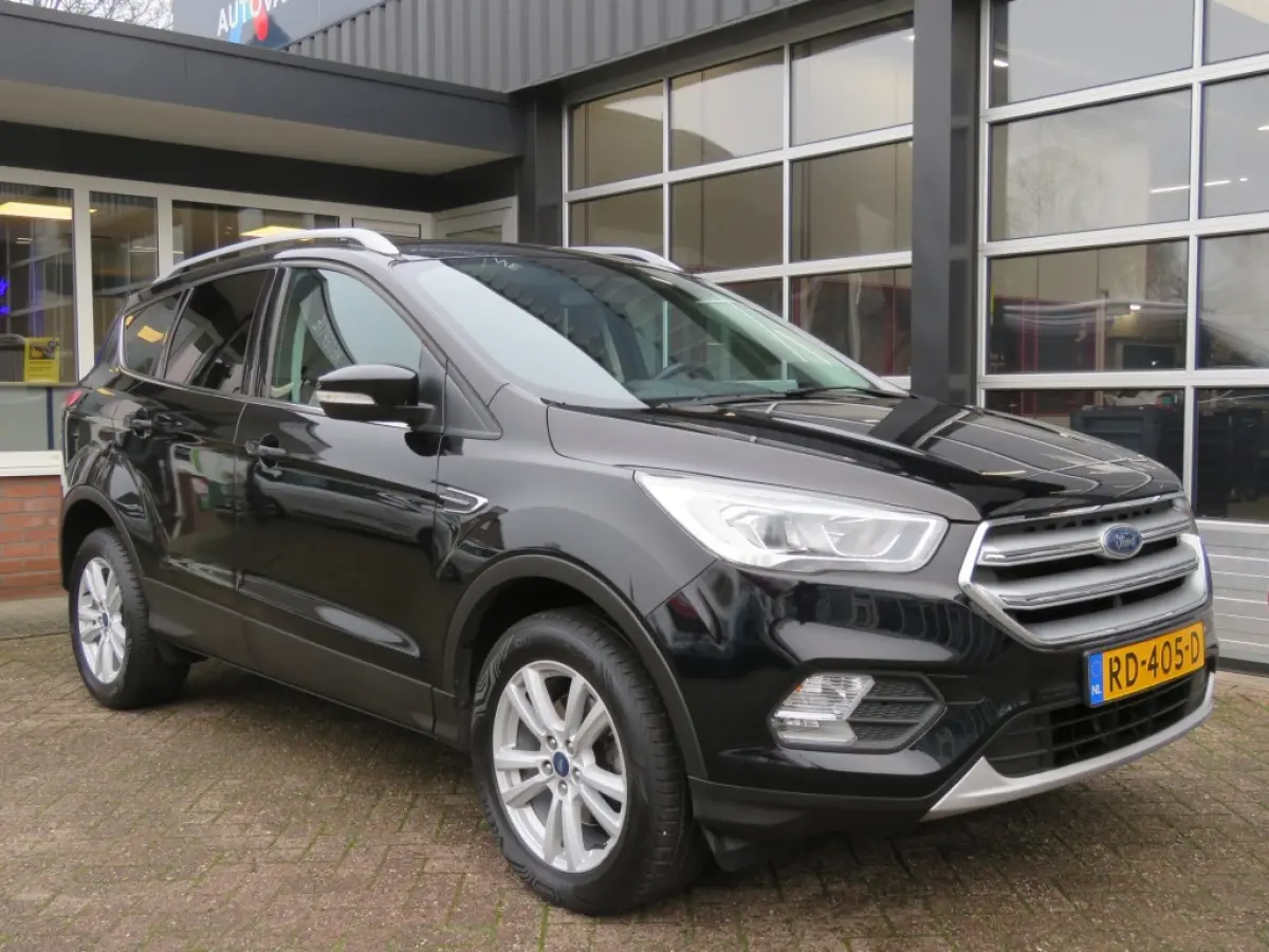 1.5 EcoBoost Trend Ultimate / Navi / Trekhaak / BOVAG garantie