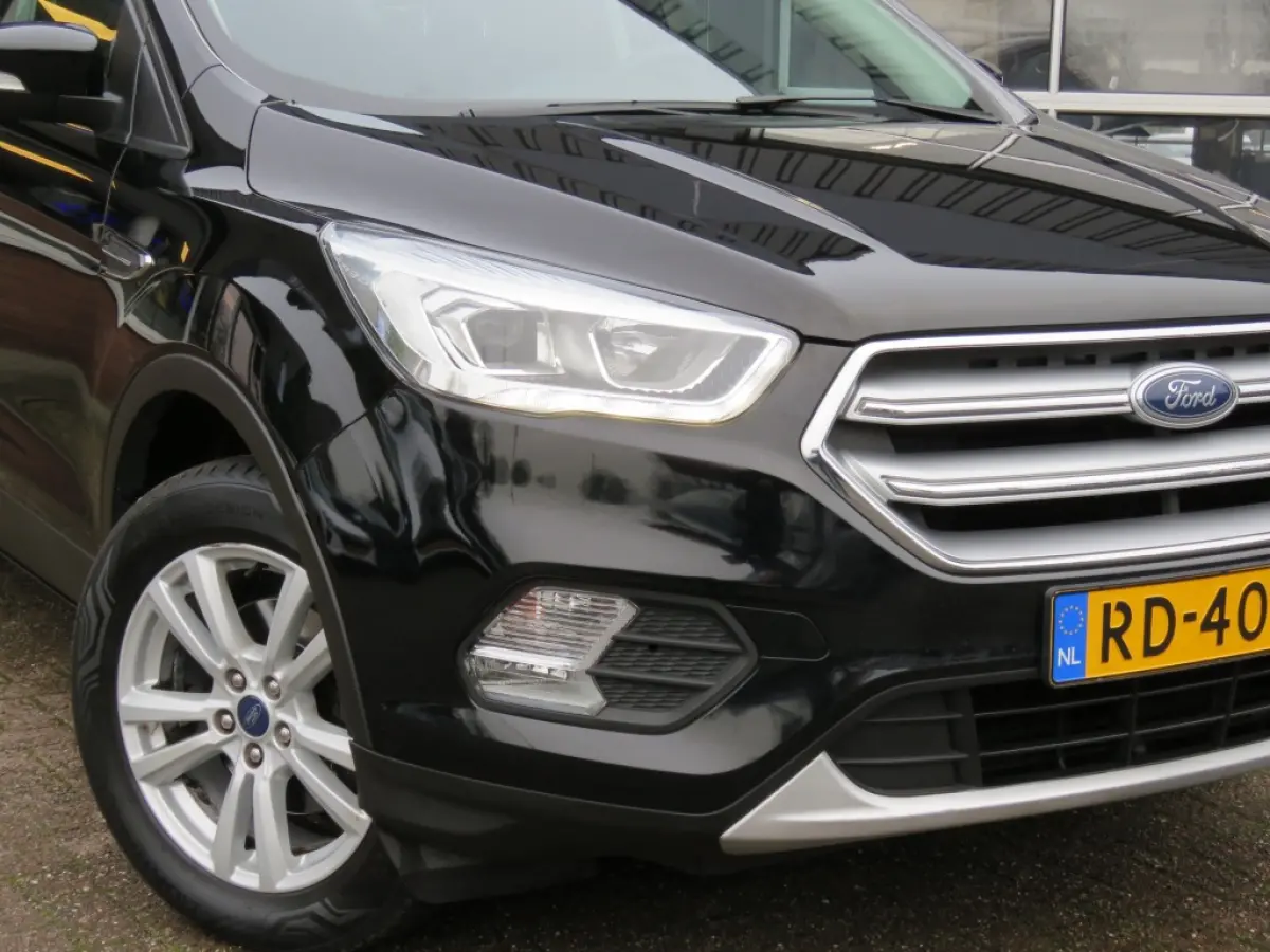 1.5 EcoBoost Trend Ultimate / Navi / Trekhaak / BOVAG garantie