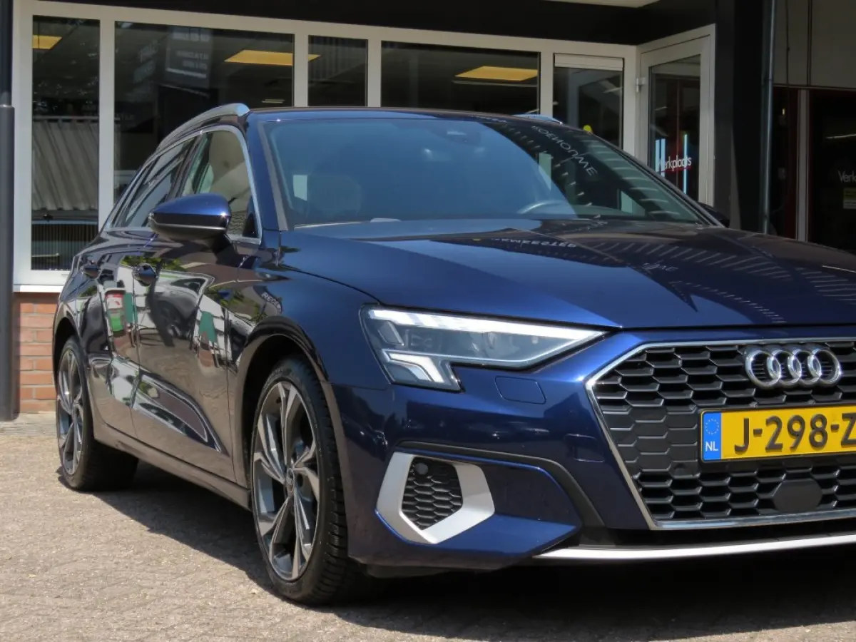 30 TFSI EDITION / Sportstoelen / Matrix led / 18 Inch / BOVAG garantie