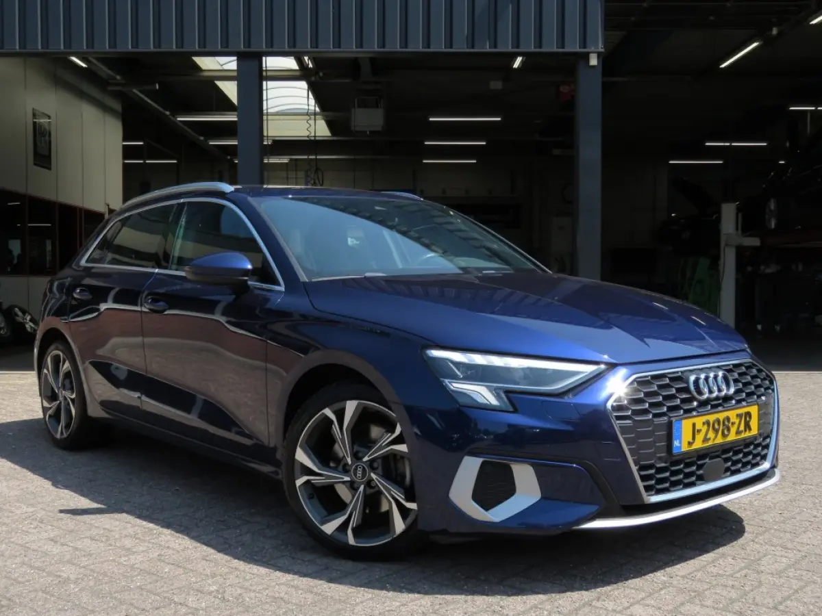 30 TFSI EDITION / Sportstoelen / Matrix led / 18 Inch / BOVAG garantie