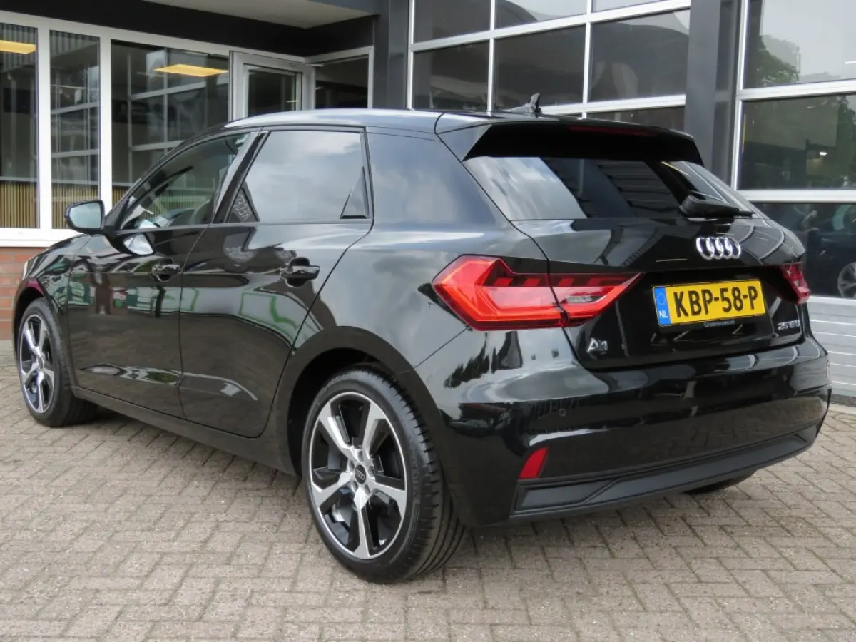 25 TFSI S-Tronic aut.PRO LINE / Stoelverw. / 17 Inch / Clima / BOVAG garantie