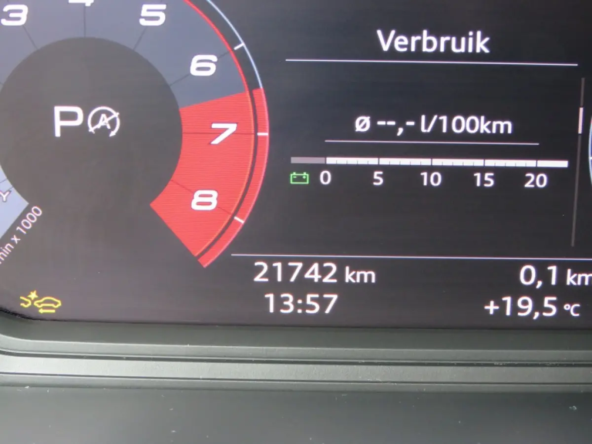 25 TFSI S-Tronic aut.PRO LINE / Stoelverw. / 17 Inch / Clima / BOVAG garantie