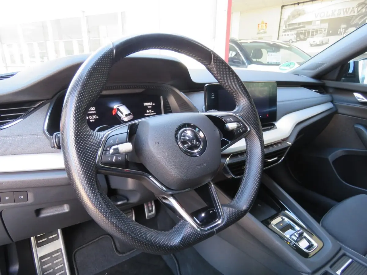 1.4 TSI 204PK IV PHEV SPORTLINE / 19 Inch / Memory Sportstoelen / Zwarte hemel / Stoelverw. / BOVAG garantie