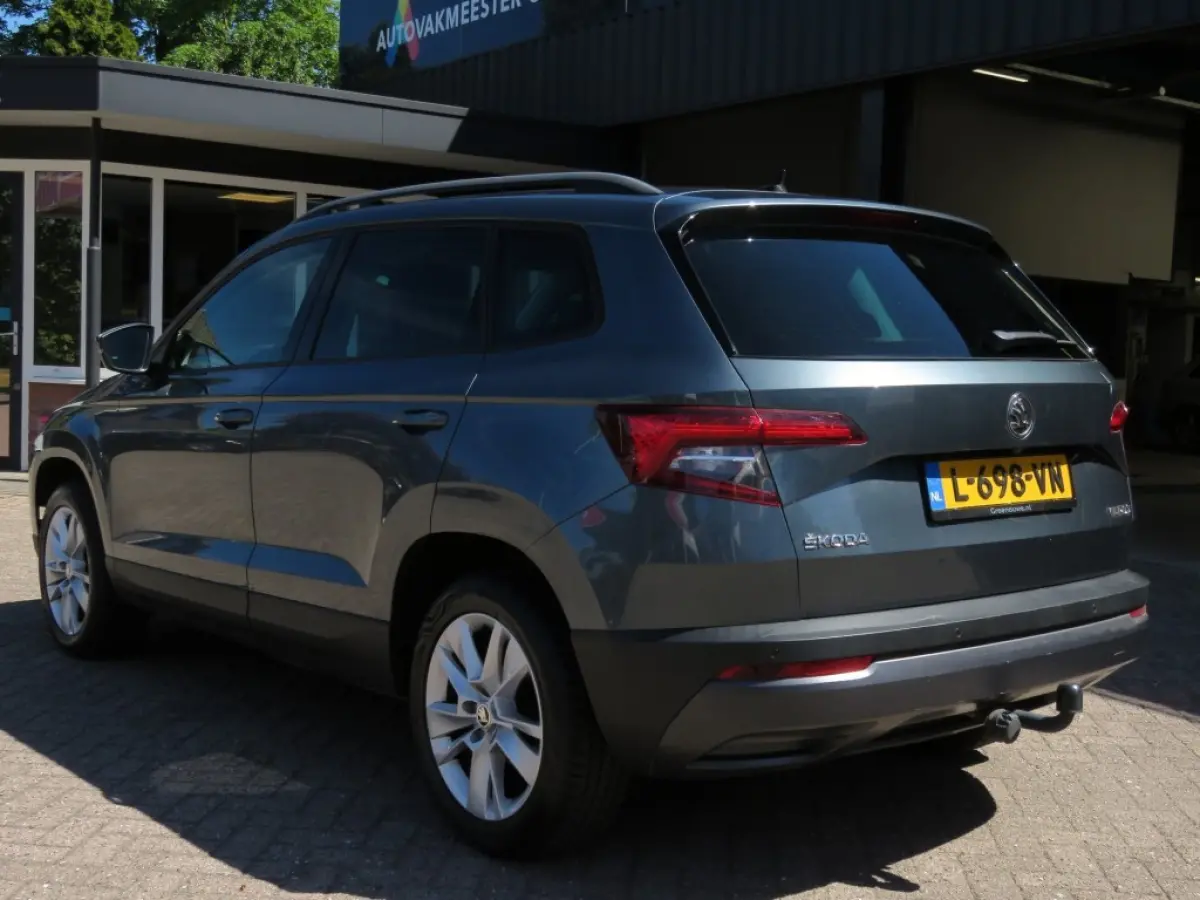 1.0 TSI115pk AMB. BUS. / Camera / Trekhaak / Carplay / BOVAG garantie