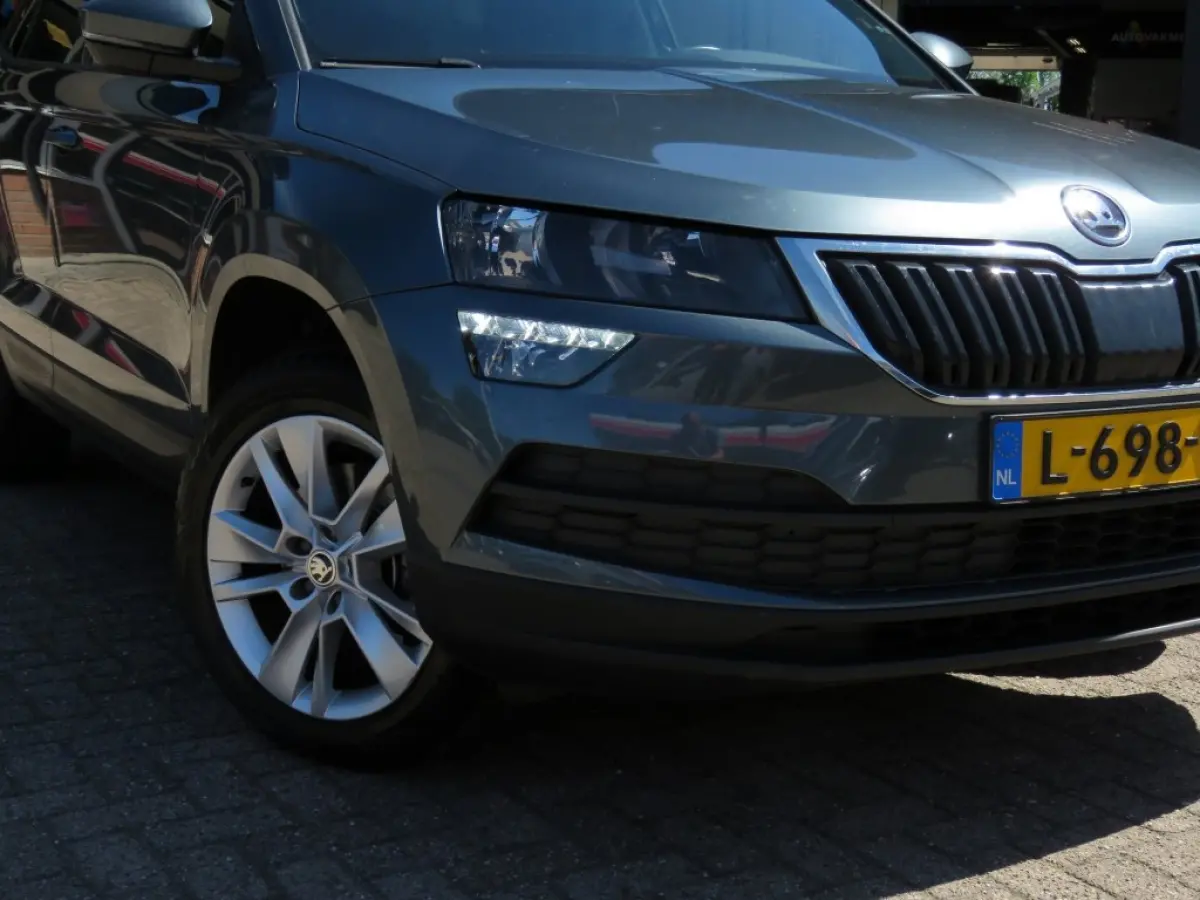 1.0 TSI115pk AMB. BUS. / Camera / Trekhaak / Carplay / BOVAG garantie