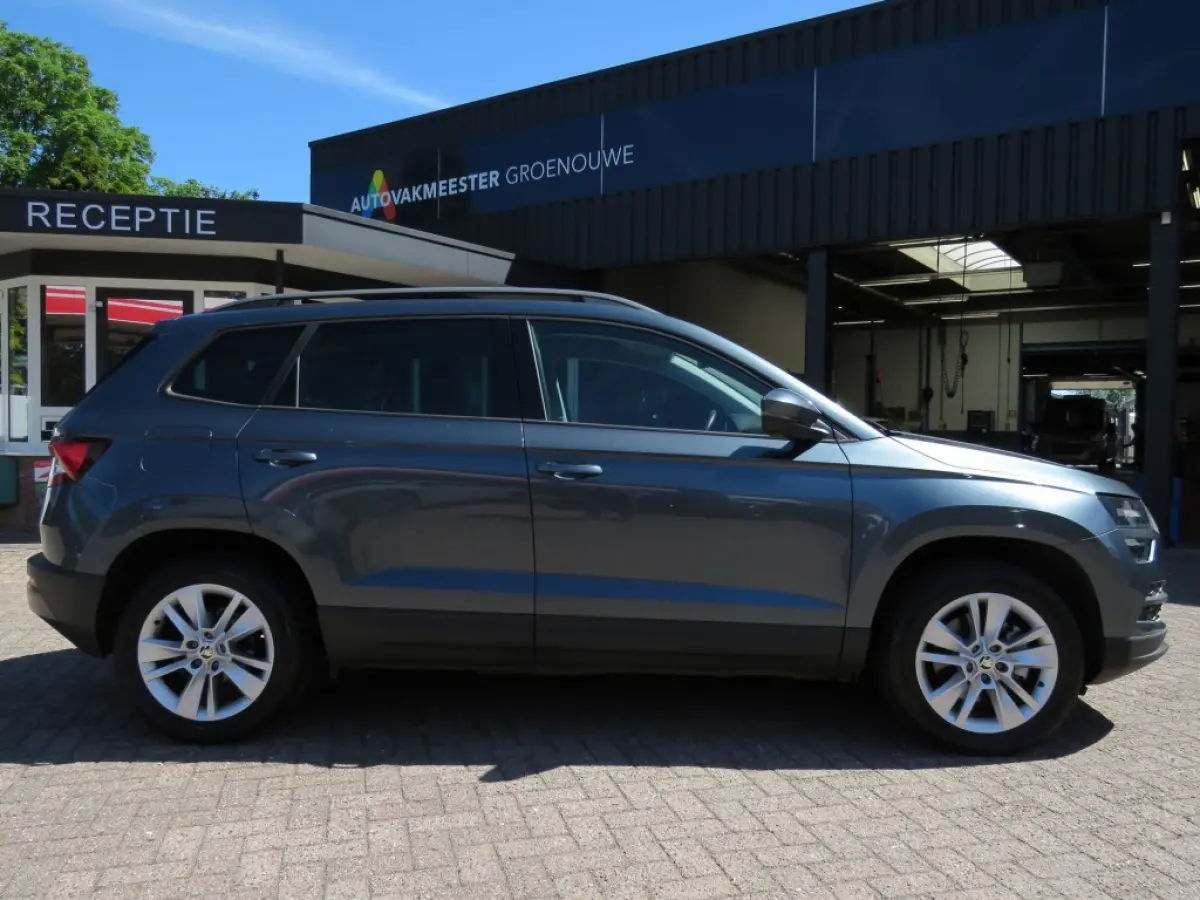 1.0 TSI115pk AMB. BUS. / Camera / Trekhaak / Carplay / BOVAG garantie