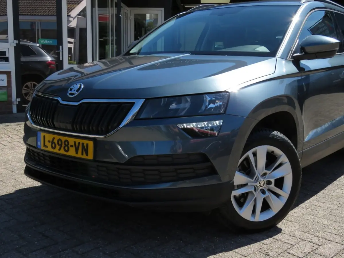 1.0 TSI115pk AMB. BUS. / Camera / Trekhaak / Carplay / BOVAG garantie