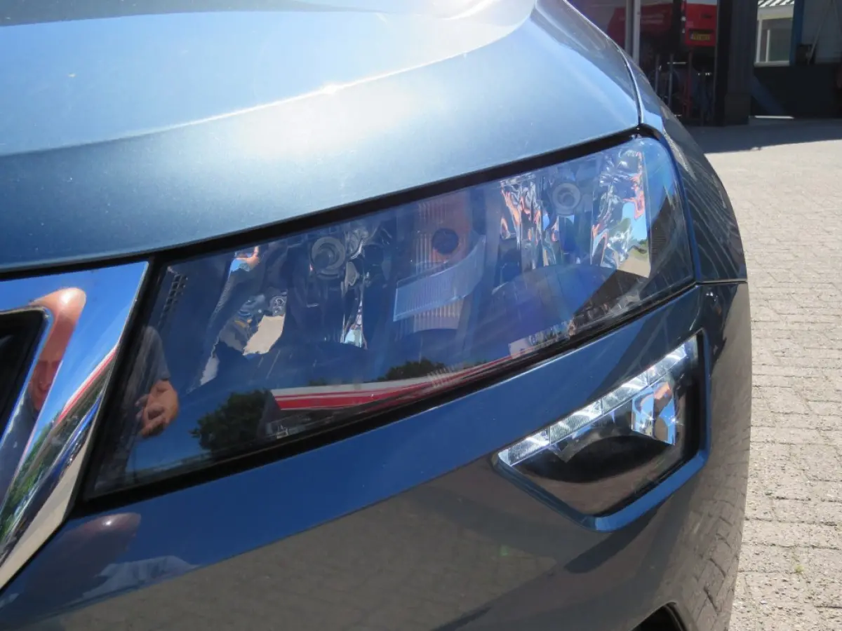 1.0 TSI115pk AMB. BUS. / Camera / Trekhaak / Carplay / BOVAG garantie