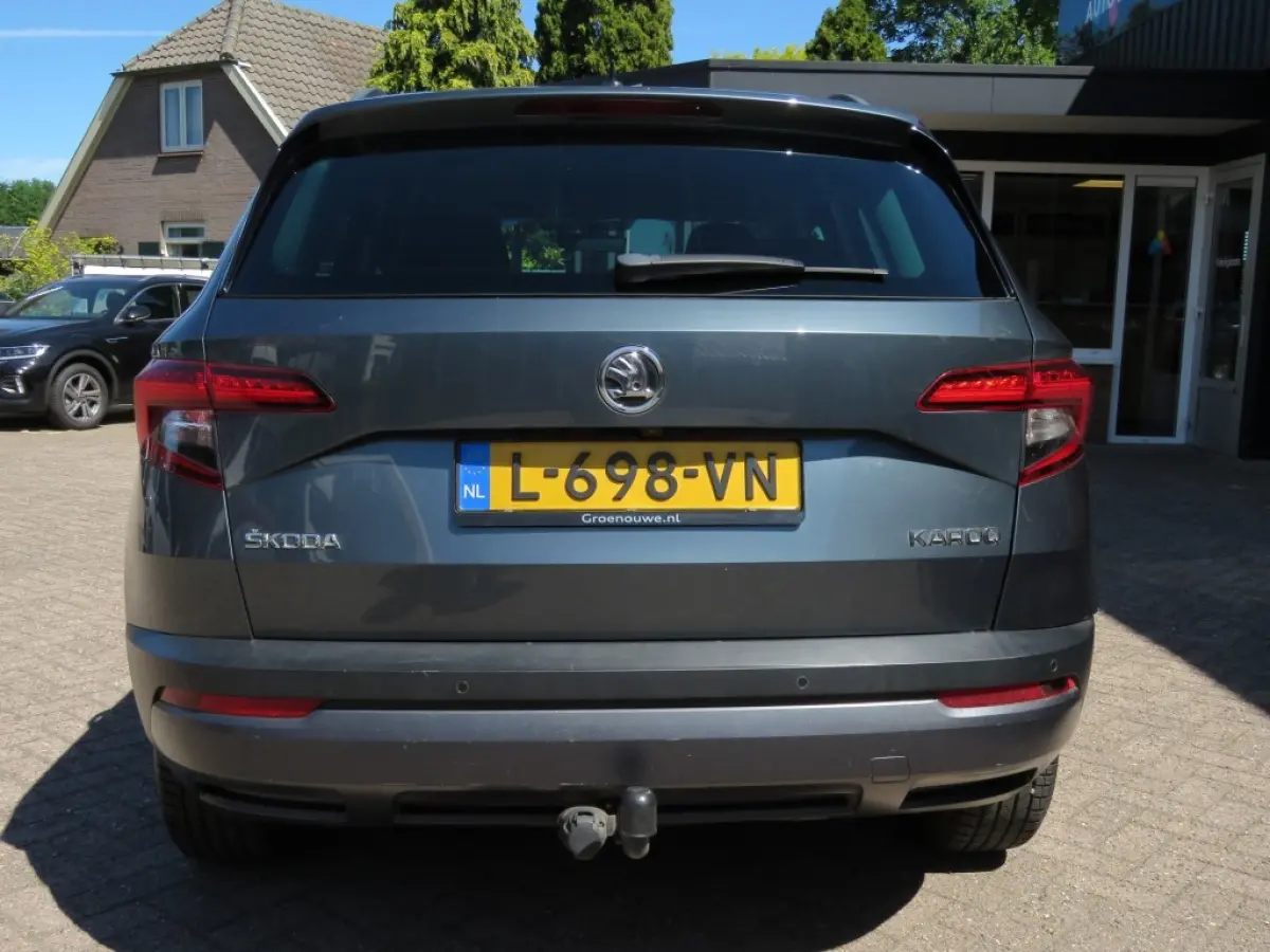 1.0 TSI115pk AMB. BUS. / Camera / Trekhaak / Carplay / BOVAG garantie